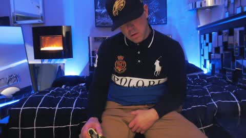 Tommy online show from January 19, 1:53 am