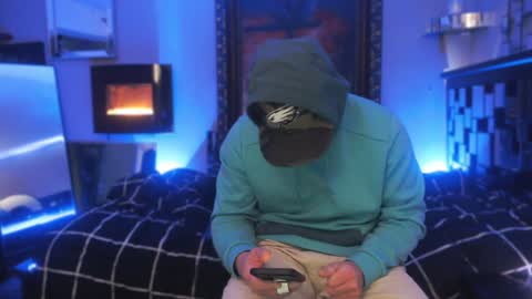 Tommy online show from January 28, 3:04 am