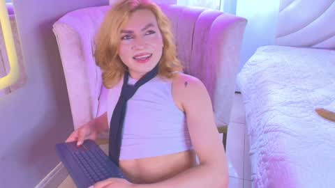 tommy_lovee online show from April 25, 6:49 am