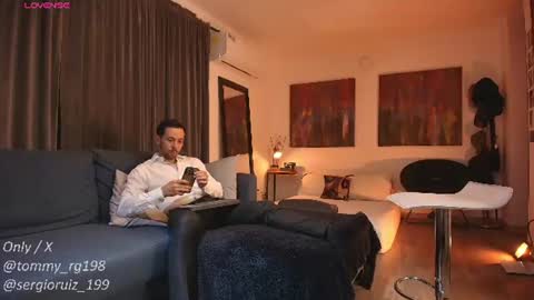 tommy_raym0ndg online show from June 21, 2:03 am