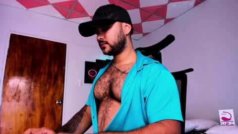 tommy_sccott online show from January 15, 4:04 am