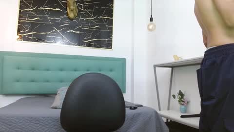 tommy_will online show from March 12, 4:51 am