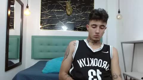 tommy_will online show from March 26, 4:07 am