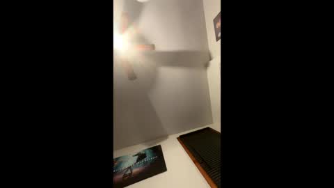 tommygunz62 online show from October 23, 2:00 am