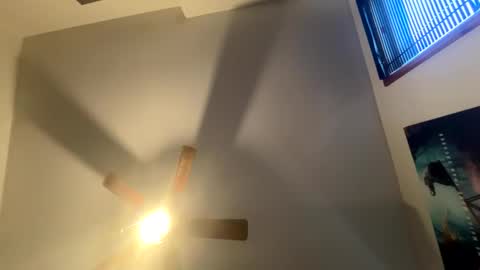 tommygunz62 online show from March 14, 9:31 pm