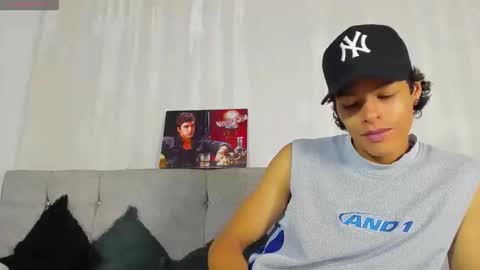 tommyhot7 online show from June 5, 8:03 pm