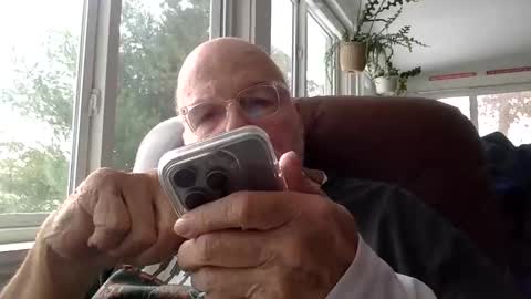 tommyknocker1 online show from December 17, 3:07 pm