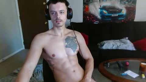 Snapshot of tommystrokes_ chatting on October 21, 5:13 pm Tommy Strokes online show from October 21, 5:13 pm