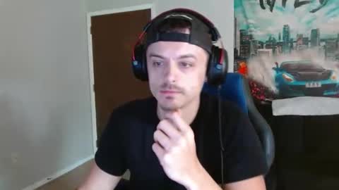 Snapshot of tommystrokes_ chatting on October 22, 5:34 pm Tommy Strokes online show from October 22, 5:34 pm