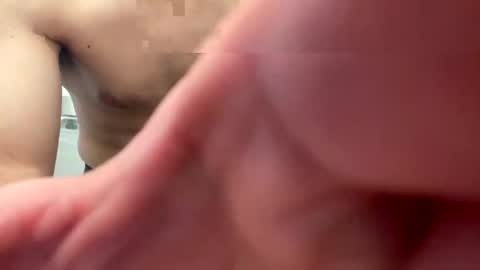 Snapshot of tommyturtleneck chatting on January 28, 11:28 pm Tommy T online show from January 28, 11:28 pm