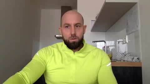Thomas Fit online show from December 6, 12:16 pm