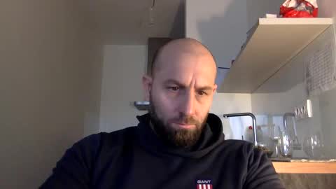 Thomas Fit online show from December 10, 8:08 am