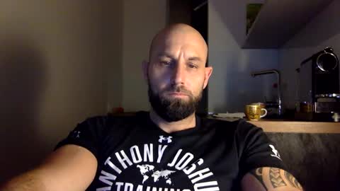 Thomas Fit online show from December 18, 8:14 pm