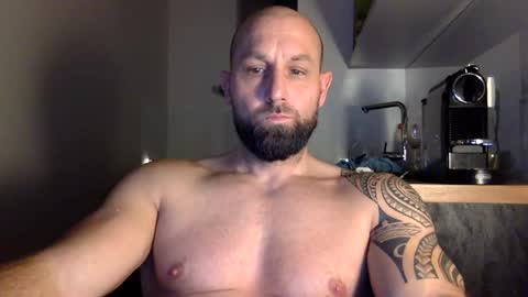 Thomas Fit online show from December 22, 5:32 pm