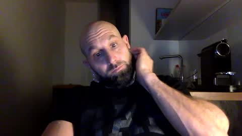 Thomas Fit online show from December 24, 12:00 am