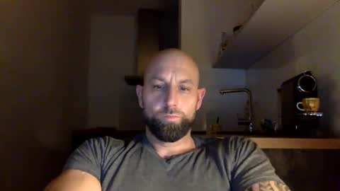 Thomas Fit online show from February 22, 8:31 pm