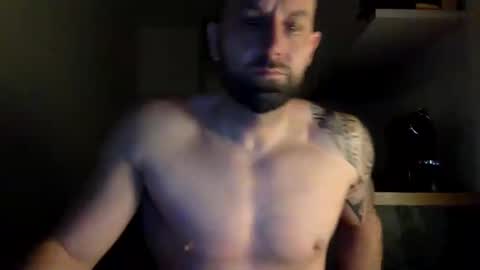 Thomas Fit online show from March 8, 1:06 am