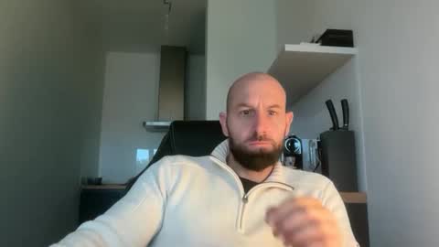 Thomas Fit online show from October 6, 7:28 am