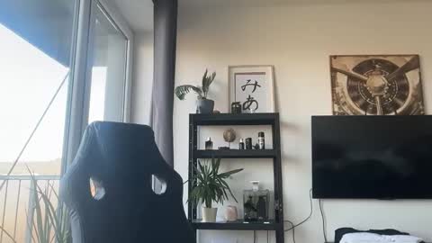 Thomas Fit online show from November 7, 8:58 am