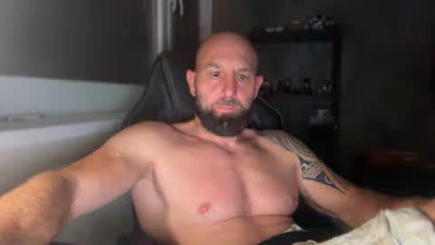 Thomas Fit online show from August 7, 8:44 pm