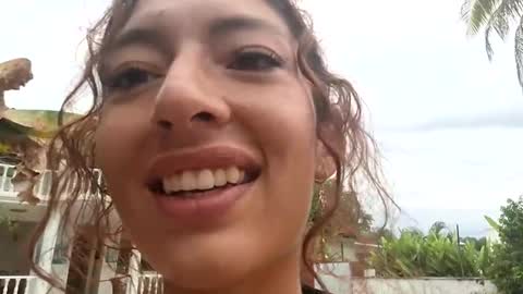 leyla  online show from January 3, 11:57 am