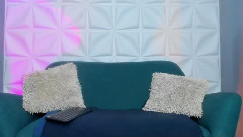 Sr. Thomas online show from January 16, 12:12 am