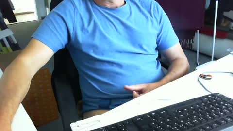 Tom online show from September 18, 2:30 pm