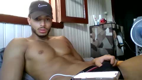 tomtresor online show from November 12, 6:30 pm