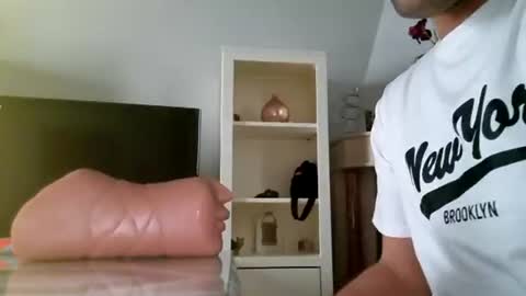 tomy2908 online show from November 4, 5:01 pm