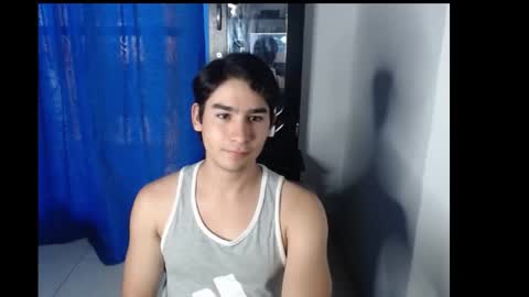 tomycute online show from January 21, 9:36 pm