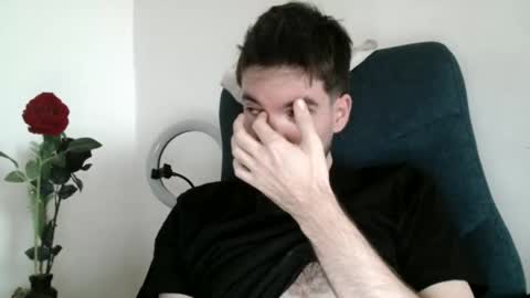 Snapshot of tomylind chatting on January 11, 9:14 am Onlyfans - Tomylind keep you in touch there online show from January 11, 9:14 am