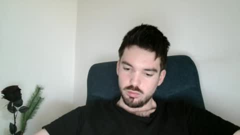 Onlyfans - Tomylind keep you in touch there online show from April 25, 10:18 am