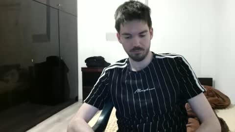 Onlyfans - Tomylind keep you in touch there online show from May 26, 8:05 pm