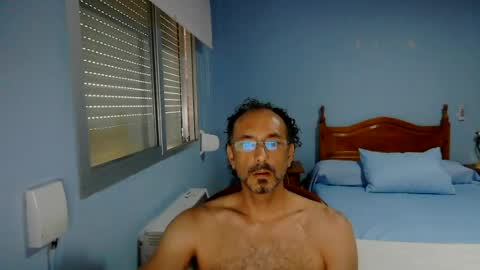 ton123456_ online show from July 6, 12:24 pm