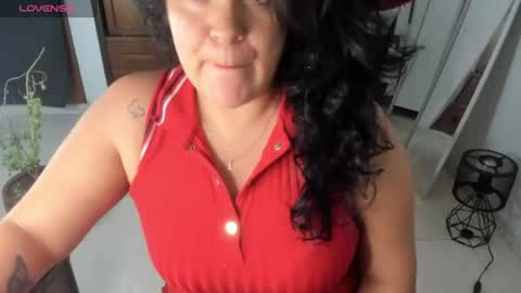 Snapshot of ton_amourrx chatting on July 26, 11:44 pm lady blue online show from July 26, 11:44 pm