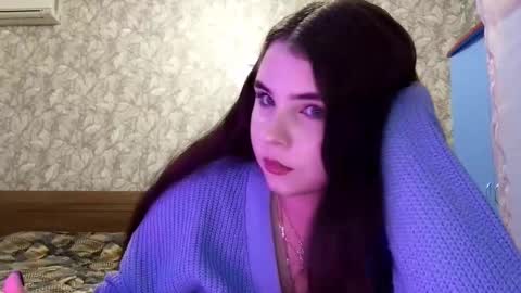 Snapshot of tonishaholje chatting on December 5, 3:20 pm Zara online show from December 5, 3:20 pm