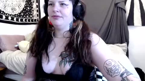 Tonka Wilde online show from December 2, 7:16 pm