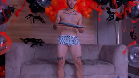 Tonny online show from October 28, 1:47 pm