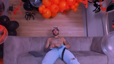 Tonny online show from October 31, 1:34 pm