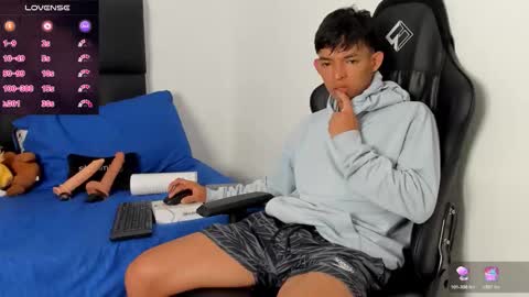 Tonny online show from February 1, 10:41 pm