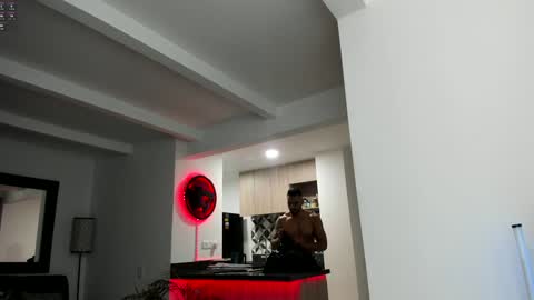 tony muscle1 online show from December 14, 2:56 am