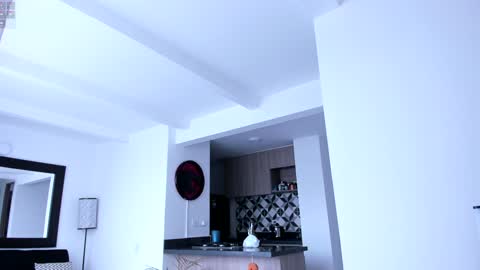 tony muscle1 online show from December 15, 6:37 pm