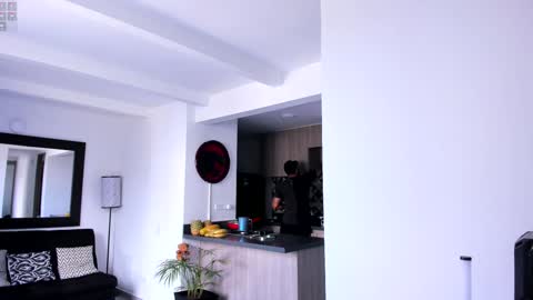 tony muscle1 online show from December 25, 7:45 pm