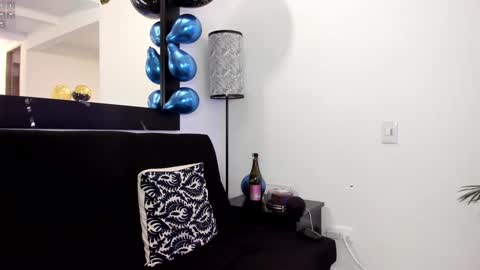 tony muscle1 online show from December 28, 2:11 am