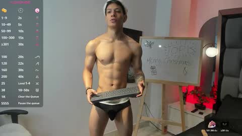 Snapshot of tony_petrov chatting on December 20, 3:35 am tony_petrov online show from December 20, 3:35 am