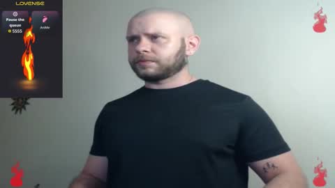 Snapshot of tony_white_7 chatting on March 17, 12:15 am TONY online show from March 17, 12:15 am