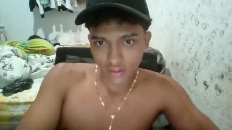 Snapshot of tonydesire_ chatting on February 2, 12:53 am tonydesire_ online show from February 2, 12:53 am