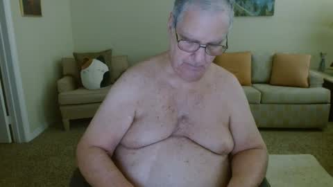 tonysview12000 online show from October 8, 9:34 pm