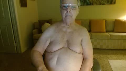 tonysview12000 online show from December 5, 1:14 am