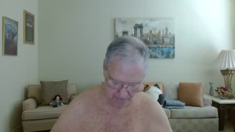 Snapshot of tonysview12000 chatting on July 9, 6:45 pm tonysview12000 online show from July 9, 6:45 pm